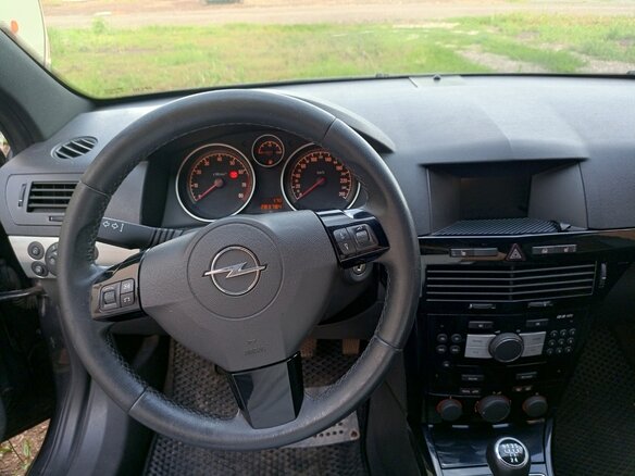 2010 Opel Astra GTC H Рестайлинг, серый, 570000 рублей - вид 15
