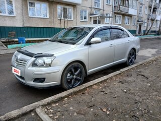 2008 Toyota Avensis II Рестайлинг, серебристый, 990000 рублей, вид 2