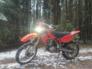 1998 Kawasaki KLX 250, красный, 210000 рублей, вид 5