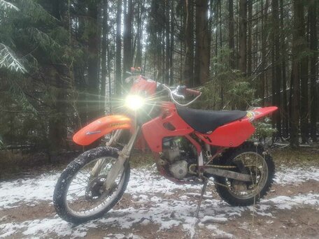 1998 Kawasaki KLX 250, красный, 210000 рублей, вид 5