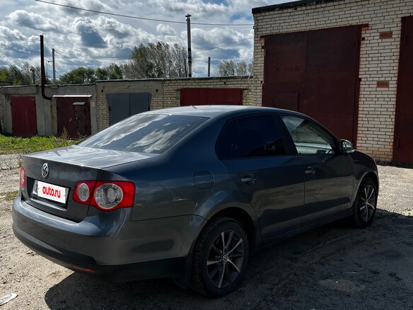 2008 Volkswagen Jetta V, серый, 450000 рублей - вид 4