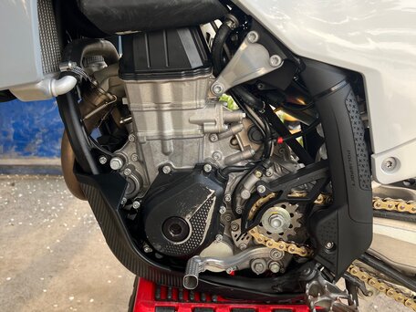 2024 Husqvarna FC 450, белый, 750000 рублей, вид 4