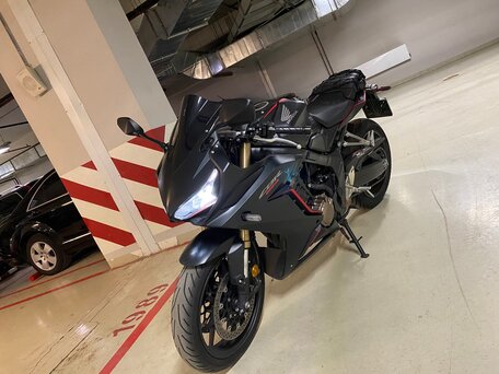 2019 Honda CBR 650R, чёрный, 925000 рублей, вид 2