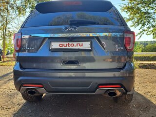 2018 Ford Explorer V Рестайлинг 2, серый, 3100000 рублей, вид 3