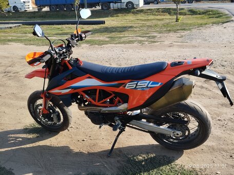 2024 KTM 690 SMC R, оранжевый, 1500000 рублей, вид 4