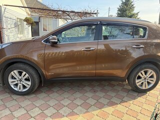 2016 Kia Sportage IV, коричневый, 2500000 рублей, вид 3