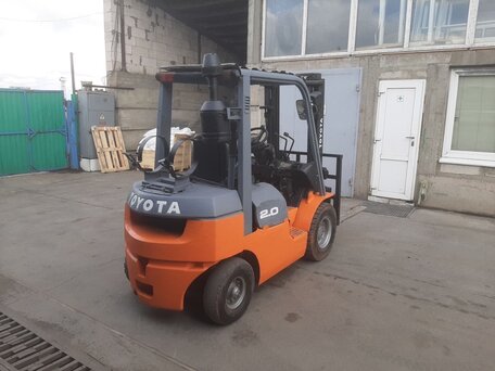 2006 Toyota Газовые и газ-бензиновые, 450000 рублей, вид 2