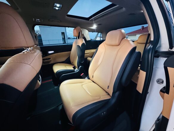 2020 Kia Carnival IV, белый, 4599000 рублей - вид 36
