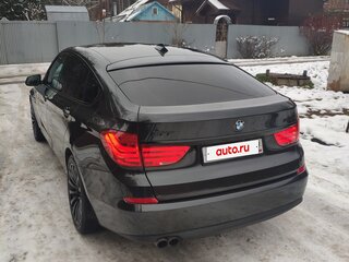 2011 BMW 5 серии Gran Turismo 530d xDrive VI (F10/F11/F07), серый, 2500000 рублей, вид 3