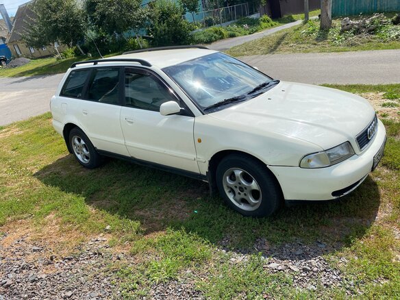 1997 Audi A4 I (B5), белый, 350000 рублей - вид 2