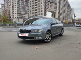 2011 Skoda Superb II, серый, 800000 рублей, вид 2