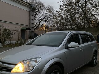 2014 Opel Astra H Рестайлинг, серебристый, 850000 рублей, вид 1