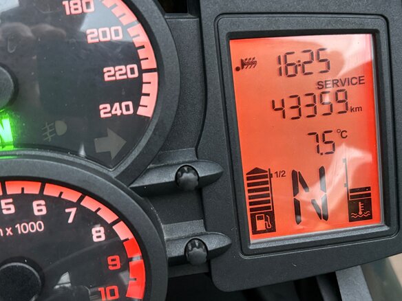 2014 BMW F 800 R, белый, 600000 рублей - вид 5