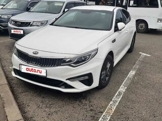 2019 Kia Optima IV Рестайлинг, белый, 2150000 рублей, вид 2
