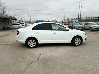 2018 Skoda Rapid I Рестайлинг, белый, 1250000 рублей, вид 2