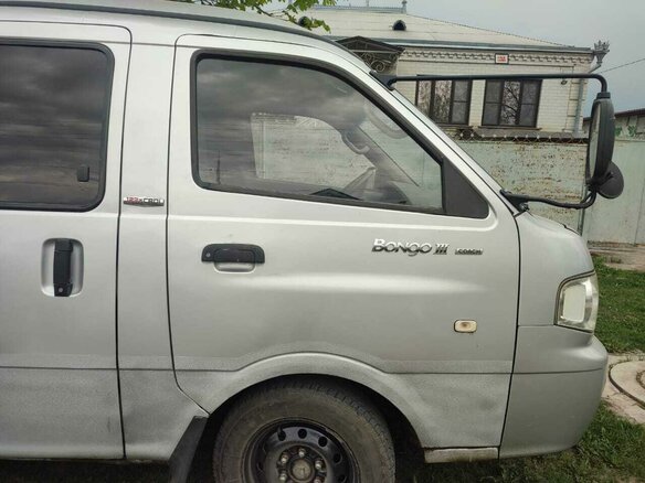 2005 Kia Bongo, серый, 930000 рублей - вид 6