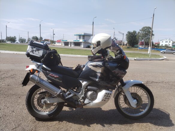 1997 Honda XRV 750 Africa Twin, чёрный, 400000 рублей - вид 8