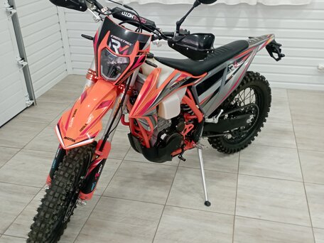 2024 Regulmoto Crosstrec, оранжевый, 260000 рублей, вид 1