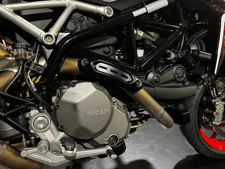 2021 Ducati Hypermotard, красный, 1150000 рублей, вид 5