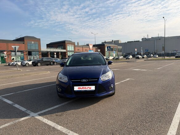 2014 Ford Focus III, синий, 980000 рублей - вид 2