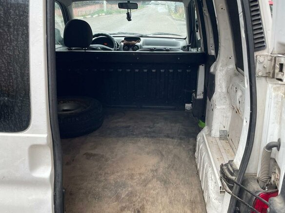 2011 Citroen Berlingo, белый, 400000 рублей - вид 13
