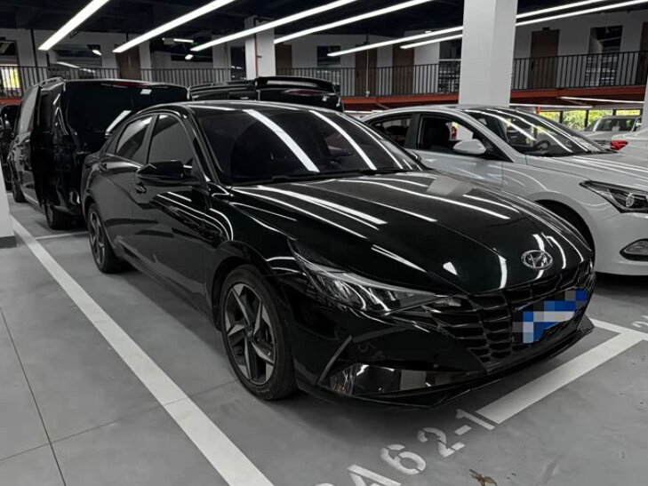 Открыть фотографии: Hyundai Elantra VII (CN7)
