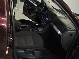 2010 Skoda Octavia Scout II (A5) Рестайлинг, красный, 1450000 рублей, вид 4