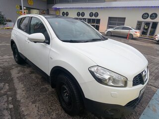 2013 Nissan Qashqai I Рестайлинг, белый, 1050000 рублей, вид 2