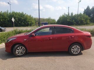 2019 Kia Rio IV, красный, 1560000 рублей, вид 5