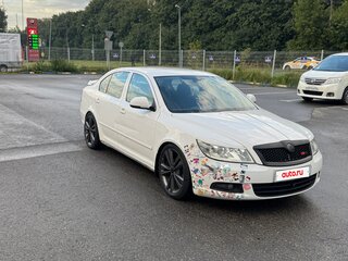 2011 Skoda Octavia DSG7 II (A5) Рестайлинг, белый, 850000 рублей, вид 3
