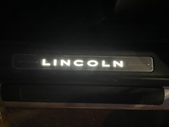 2018 Lincoln Nautilus I, серебристый - вид 23