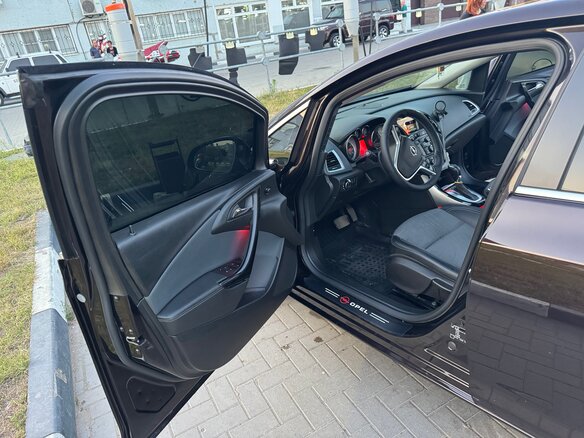 2015 Opel Astra J Рестайлинг, коричневый, 970000 рублей - вид 14