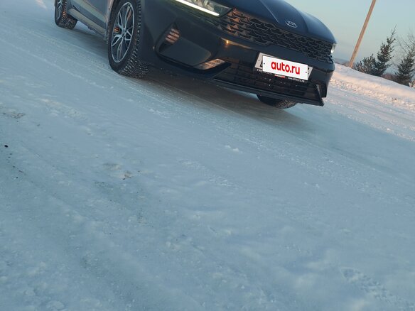 2020 Kia K5 III, чёрный, 2500000 рублей