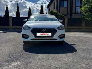 2018 Hyundai Solaris II, белый, 1549999 рублей, вид 2