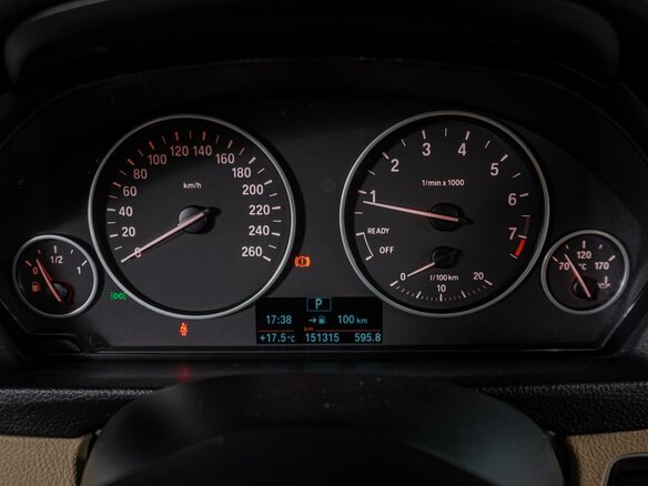 2013 BMW 3 серии 320i VI (F3x), синий - вид 24