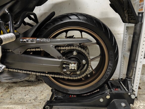 2019 Honda CB 650R, красный, 1199999 рублей - вид 3