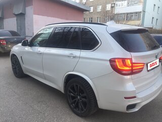 2014 BMW X5 25d III (F15), белый, 3500000 рублей, вид 4