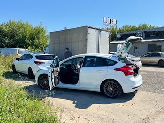 2012 Ford Focus III, белый, 930000 рублей, вид 4