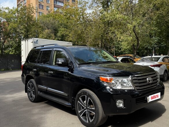 2014 Toyota Land Cruiser 200 Series Рестайлинг 1, чёрный, 4000000 рублей - вид 4