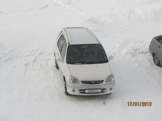 2002 Toyota Raum I, белый, 400000 рублей, вид 1