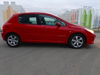 2006 Peugeot 307 I Рестайлинг, красный, 330000 рублей, вид 4
