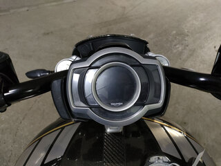 2020 Triumph Rocket 3, чёрный, 1850000 рублей, вид 5