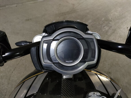 2020 Triumph Rocket 3, чёрный, 1850000 рублей, вид 5