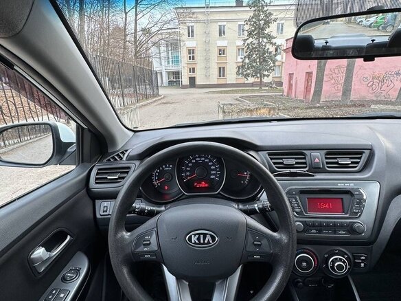 2012 Kia Rio 4-speed III, белый - вид 16