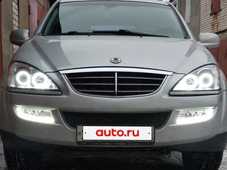 2010 SsangYong Kyron 5-speed I Рестайлинг, серебристый, 1100000 рублей, вид 1