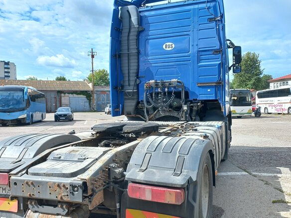 2011 Volvo FH, синий, 4500000 рублей - вид 25