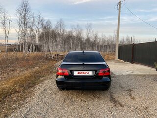 2011 Mercedes-Benz E-Класс 200 7G-Tronic IV (W212, S212, C207), чёрный, 1400000 рублей, вид 2