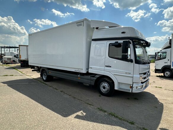 2013 Mercedes-Benz Atego, белый, 7474990 рублей - вид 4