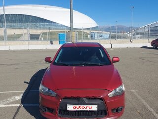 2011 Mitsubishi Lancer X Рестайлинг, красный, 650000 рублей, вид 4
