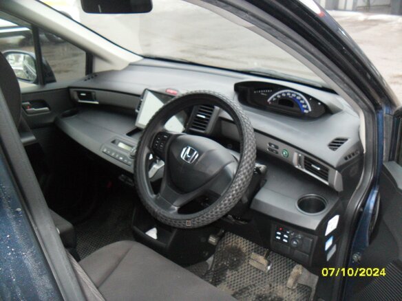2011 Honda Freed I, синий, 1170000 рублей - вид 8